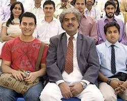 Image of Omi Vaidya as Chatur in 3 Idiots