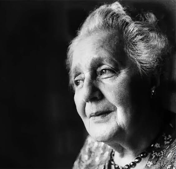 Quem foi Melanie Klein? - IBCP - Psicanálise