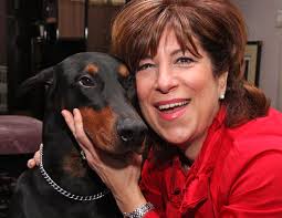 Diane Papazian è una donna di New York di 57 anni, grazie al suo cane – un bellissimo dobermann chiamato Troy – ha scoperto di avere un tumore ed è riuscita ... - dott-emilio-alessio-loiacono-medico-chirurgo-chirurgia-estetica-roma-cavitazione-pressoterapia-grasso-massaggio-linfodrenante-dietologo-cellulite-calorie-peso-sessuologia-pene-hd-laser-f3