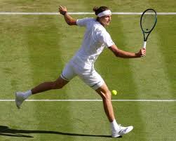 Wimbledon 2026: Swiatek battles through, Zverev in action before Serena Williams return – live