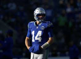 Photos: Seahawks try to stay hot versus visiting Vikings