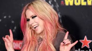Avril Lavigne FAZ SHOW ÉPICO! Relembre os Hits no FEQ 2023! - Imagen principal del artículo