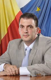 Dan Alexandru Darabont - Stiri si informatii despre Dan Alexandru Darabont | prima pagina Ultima actualizare: 10:45:21, 16.05.2014 - liberalul-rares-manescu-ar-castiga-alegerile-pentru-primaria-sectorului-6