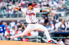 Piratas vs. Bravos: Cierre de Temporada con Miras al Futuro en MLB - Imagen principal del artículo