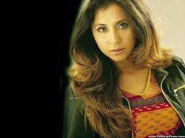 urmila matondkar साठी प्रतिमा परिणाम