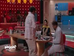فیروز کریمی بعد خوردن غذا فقط با نوشابه حال کرد!