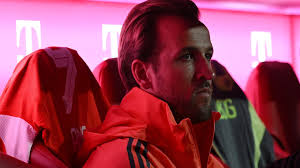 Bayern Múnich Domina al PSG en la Champions: Díaz Expulsado