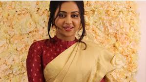 Actor Lakshmi Menon, three others booked for abduction, assault of IT professional in Kerala - Hindustan Times
