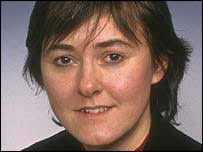 BBC&#39;s Susan Watts. Watts taped Dr Kelly conversation - _39394277_watts_bbc203