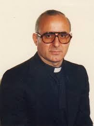 Assistente Spirituale Oratorio: P. Giuseppe Fiorentino e-mail giuseppe.fiorentino@parrocchiamedagliamiracolosa.eu - P.-Giuseppe-Fiorentino-4