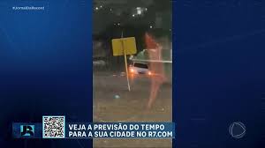 Chuva forte atinge o RJ após onda de calor extremo