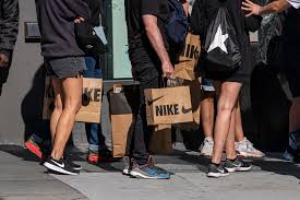 Nike Posts Earnings That Surpass Expectations in Latest Quarter