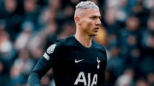 Atlético abre negociações para contratar Richarlison