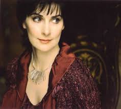 Enya biography, profile, facts, personal life and FAQ | Enya Lyrics, videos, MP3, discography, news, biography, quotes - amarantine04