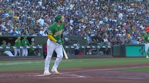 Jonah Heim smashes a home run