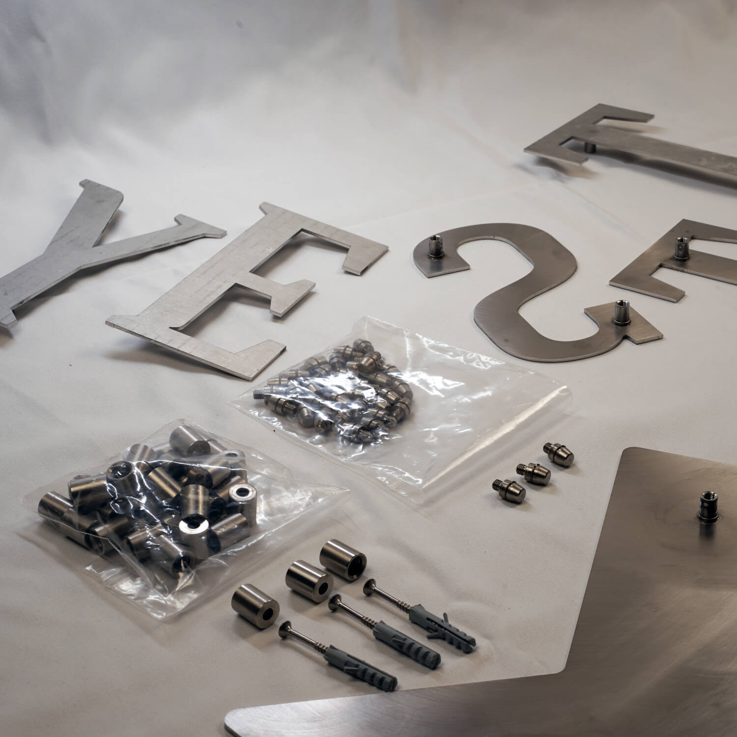 3D Logo aus Metall Fertigung