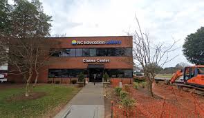 Road-Trip Scratch Turns Into $8 Million Shock for Georgia Man at N.C. D‑Mart