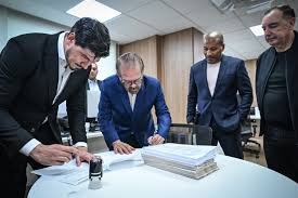 Reinaldo Carneiro Bastos registra chapa e será candidato único na Federação Paulista de Futebol