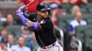 Marte day to day after exiting early due to left knee soreness