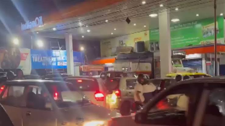 Fuel crisis fears in Shillong lead to long queues at petrol pumps as Assam-Meghalaya tensions persist; 'without petrol, there's no life'