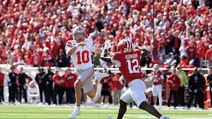 Ohio State vs. Indiana score, live updates: Jeremiah Smith, Buckeyes lead Hoosiers in fourth quarter — The New York Times