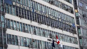 ¡Fiscalía en Crisis! Benavides Fuera: ¿Qué Sigue para la Nación? - Imagen principal del artículo
