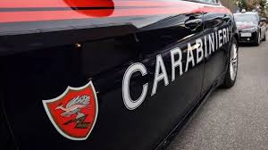 Napoli, scontro a fuoco in strada: 2 ragazze ferite mentre passeggiano