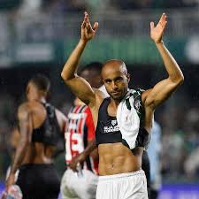 São Paulo embala antes de Choque-Rei com marca histórica no Brasileirão