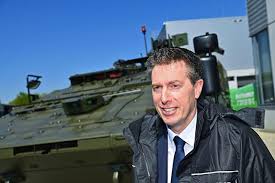 Drohne versus Panzer: „Wenn ich Landgewinne erzielen möchte, brauche ich gepanzerte Fahrzeuge“, sagt KNDS-Chef