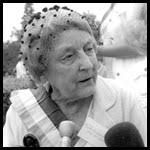 Leading the march, from L to R: Bella Abzug, Elizabeth Chittick, Hazel Hunkins Hallinan, Midge Costanza - APM21T