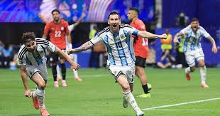 Messi scores late goal as Argentina fight back against Egypt in World Cup classic: Live updates
