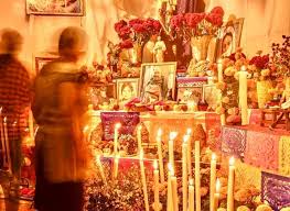 ¿Falleció hace poco? La razón por la que no debes incluir su foto en la ofrenda de Día de Muertos