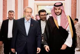 دیدار علی لاریجانی با وزیر دفاع سعودی؛ خالد بن سلمان: درباره تحولات منطقه‌ای و تلاش‌ها...