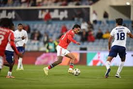 Richard Ríos debloqueia jogo difícil para o Benfica (vídeo)