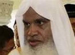 Suudi Arabistan haber kaynakları, Medine Cuma İmamı şeyh Ali Abdurrahman Huzeyfi&#39;nin Mescid-i Nebi imamlık görevinden alındığı haberlerini yalanladı. - 28549