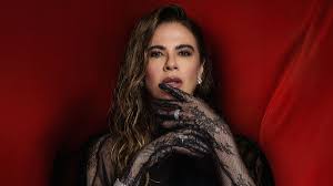 Luciana Gimenez revela as suas qualidades e defeitos: 'Sou uma pessoa que se magoa fácil e vingativa'