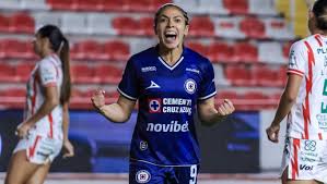 Video: doblete de Ana Lucía Martínez le dio la victoria a Cruz Azul ante Necaxa