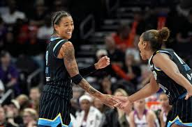 Sky shake up starting lineup, crank up defense to beat Mercury