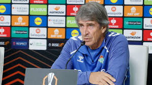 Manuel Pellegrini aún no piensa en el Sevilla y colocará su mejor equipo en Europa League