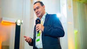 Pesquisa presidente 2026: veja números de Augusto Cury nos últimos levantamentos