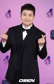 "축의금 억대" 전현무, 초호화 웨딩 물거품? "비혼" 선언..왜? ('아빠하고') [순간포착]
