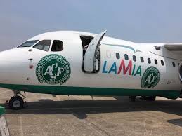 Resultado de imagem para FOTO DO AVIAO QUE CAIU COM A CHAPECOENSE