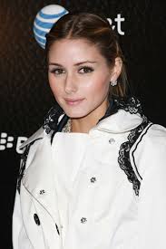 Actress Olivia Palermo attends the Blackberry Bold launch party at 260 West Broadway on October 28, 2008 in New York City. - Blackberry%2BBold%2BLaunch%2BParty%2B5Ys5KvR81_6l