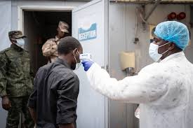 O que é e como se transmite o ebola, responsável por surto na África