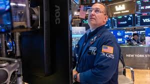 S&P 500 today reaches record high as oil prices decline
