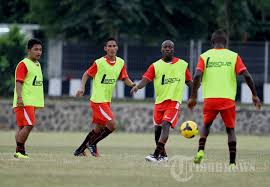 Hasil gambar untuk latihan perdana persija