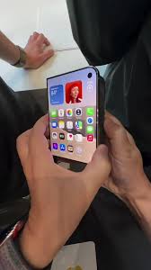 نگاه نزدیک به آیفون Dou