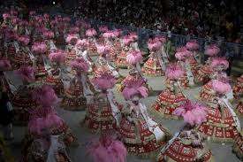Quando é o carnaval em 2026? É feriado? Veja o calendário da folia para este ano