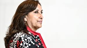 ¡Perú en Shock! ¿Qué Sucedió con la Presidenta y Quién la Reemplaza?