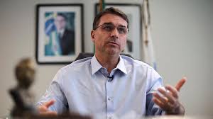 Juiz manda X e Meta apagarem fake news contra Flávio sobre salário mínimo